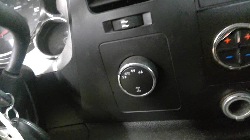 SILV15NEW 2007 Dash/Interior/Seat Switch 1997021