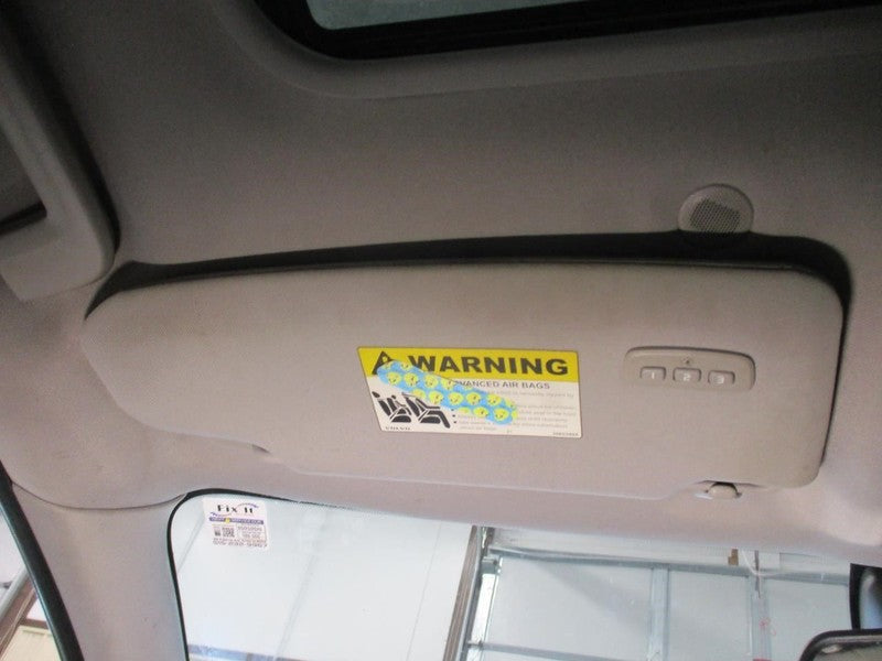 Driver Sun Visor With Illumination Fits 14-18 VOLVO S60 1971967