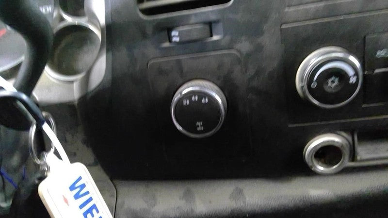 SILVRDO25 2010 Dash/Interior/Seat Switch 1905182