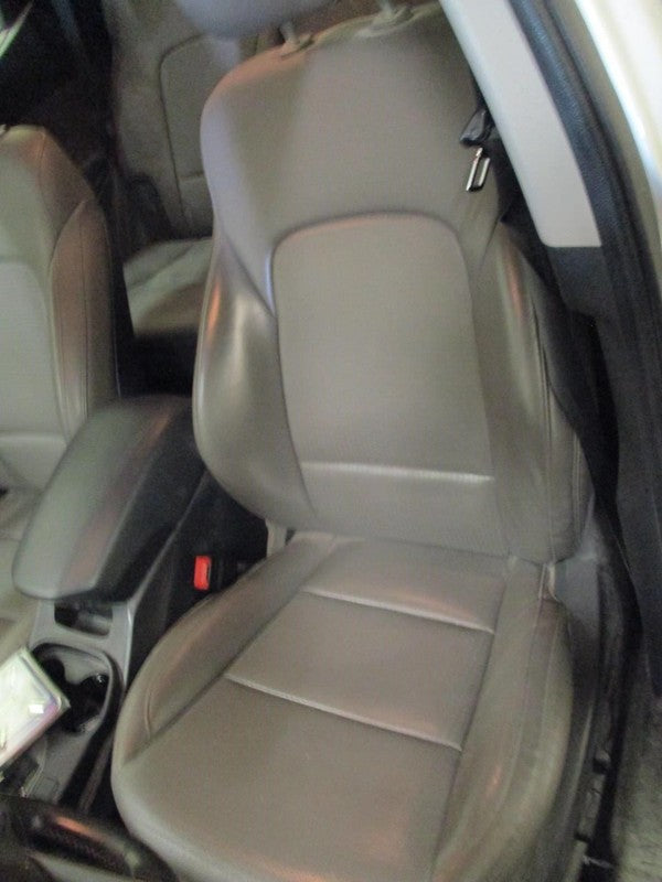 Driver Front Seat Bucket  Leather Electric Fits 13-16 SANTA FE 1970273