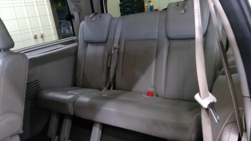 NAVIGATOR 2017 Third Seat Station Wagon  Van 1918911