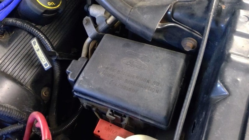MUSTANG   1996 Fuse Box Engine 1711916