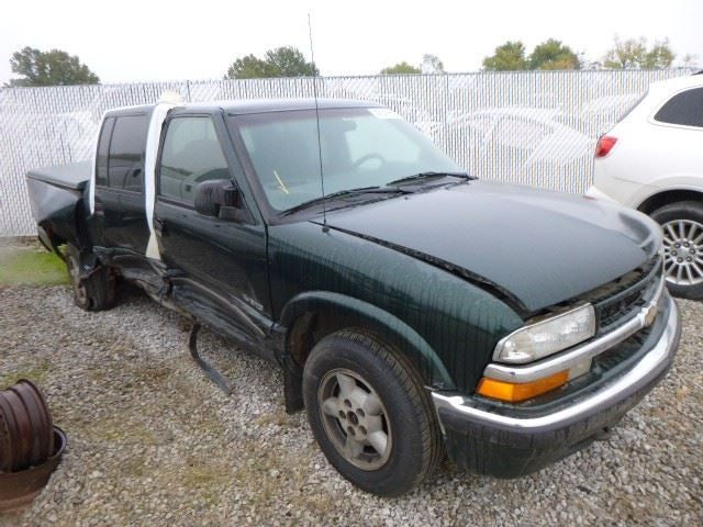Driver Corner/Park Light Below Headlamps Fits 98-05 BLAZER S10/JIMMY S
