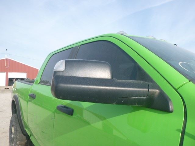 Console Front Floor Bucket Seats Fits 18 DODGE 2500 PICKUP 1511233