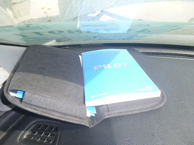 PILOT     2016 Owners Manual 1660246