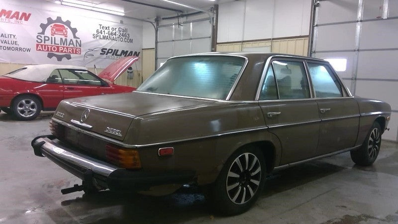 300D      1976 Transmission Shift 1942687