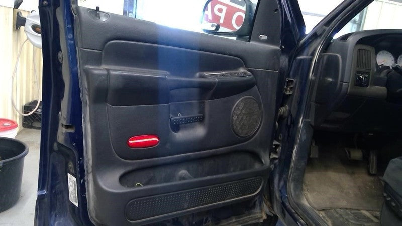 RAM1500   2004 Front Door Trim Panel 2033027