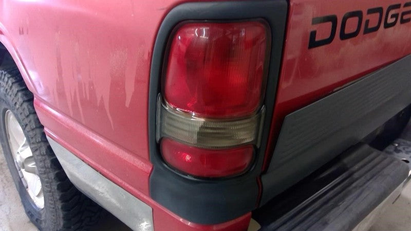 RAM1500   2001 Front Door Trim Panel 2021931