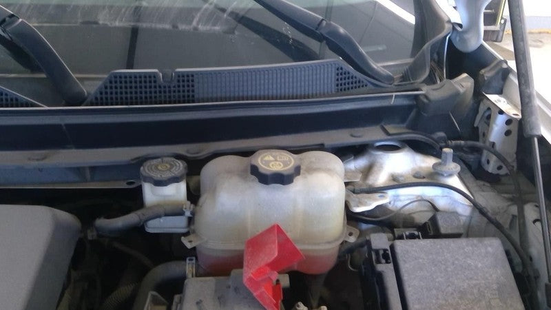 Coolant Reservoir Fits 18-24 ENCLAVE 1945013