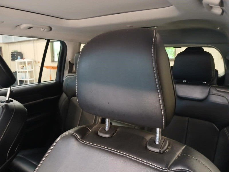 Jeep Grand Cherokee 2022 Headrest Used 0739