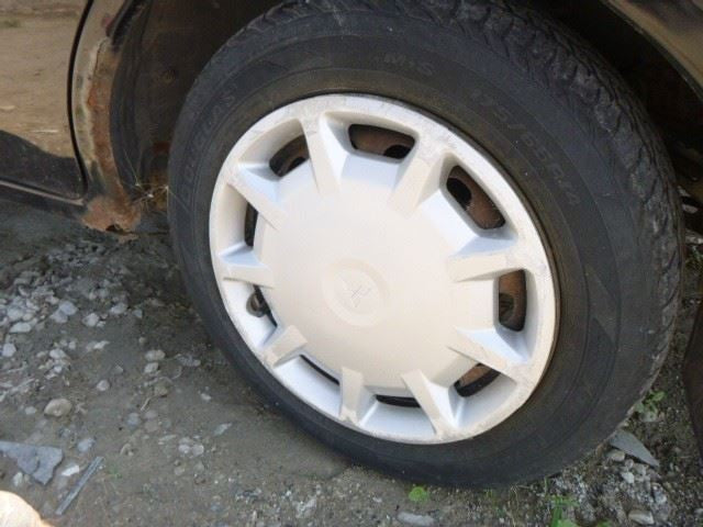 MIRAGE    2001 Fuel Filler Door 1400584