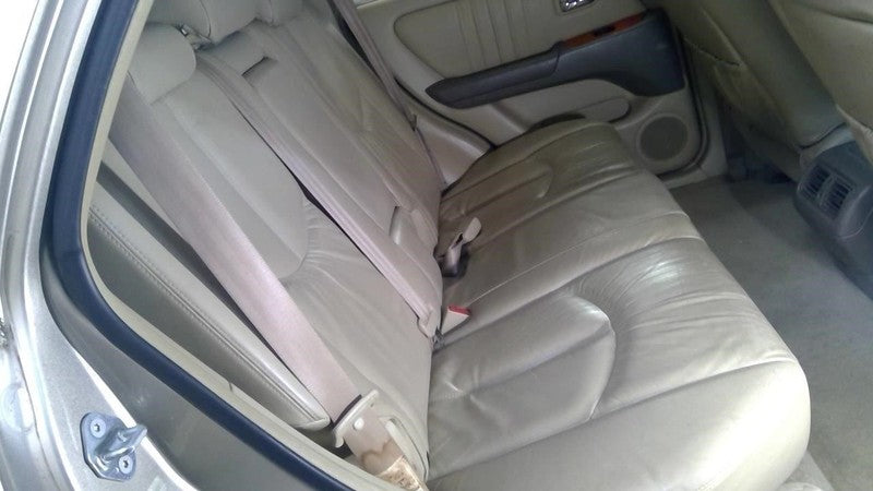 RX300     2001 Seat Rear 1896087