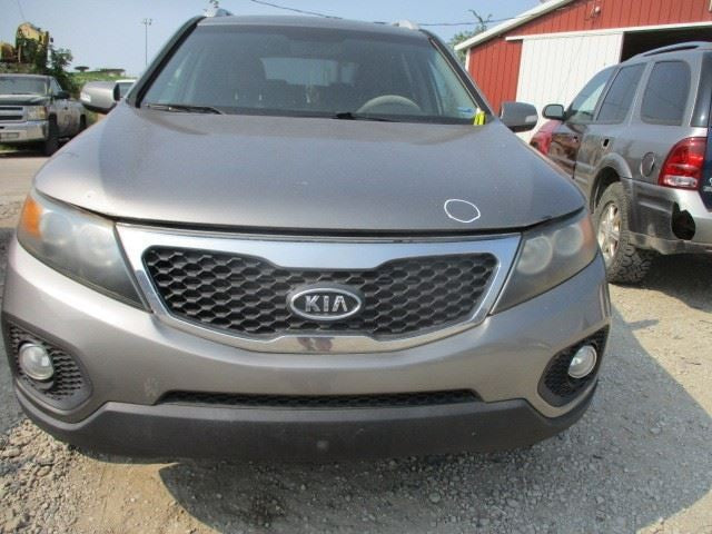 Grille Chrome Grille Surround Fits 11-13 SORENTO 1585122
