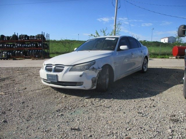 Passenger Grille Upper Bumper Mounted Fits 06-10 BMW 550i 1563597