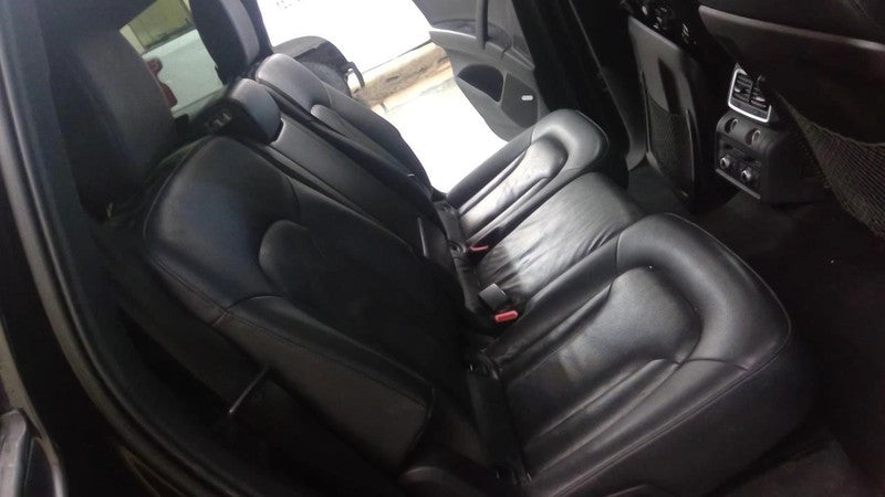 Q7 AUDI   2013 Seat Rear 2010436