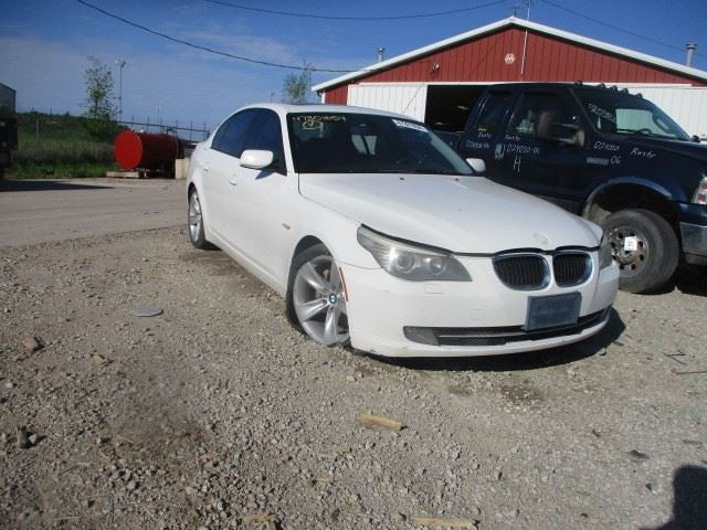 Passenger Grille Upper Bumper Mounted Fits 06-10 BMW 550i 1563597