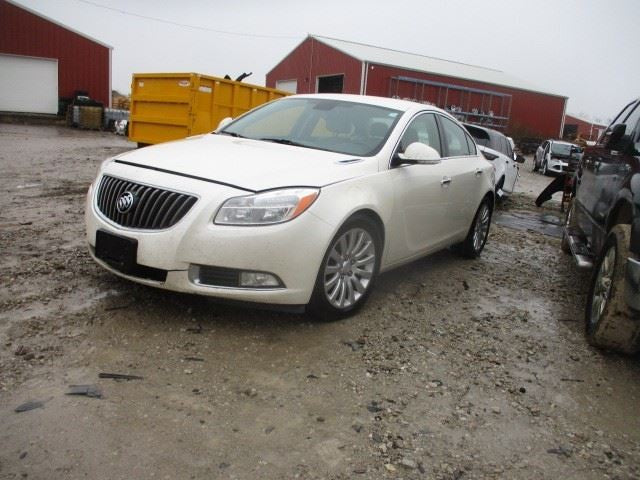 Driver Left Corner/Park Light Fog-driving Fits 11-13 REGAL 1619810