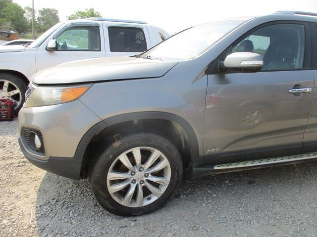 Grille Chrome Grille Surround Fits 11-13 SORENTO 1585122