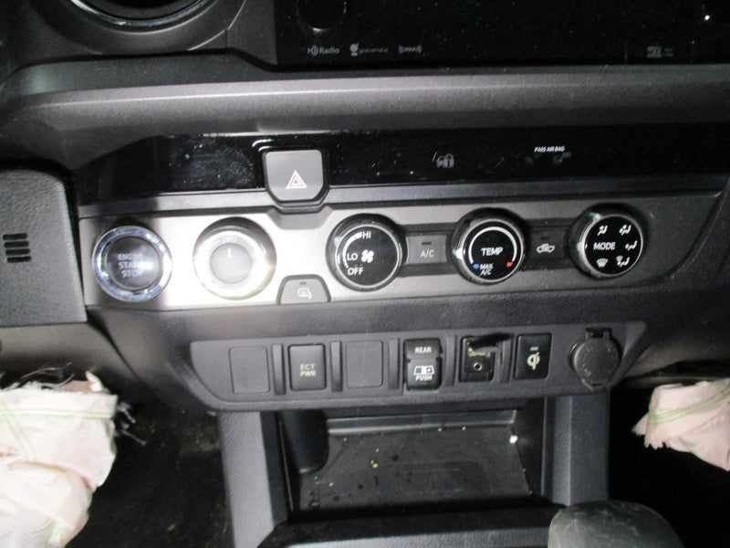 Temperature Control ID 55900-04102-B0 Fits 16-20 TACOMA 2011137