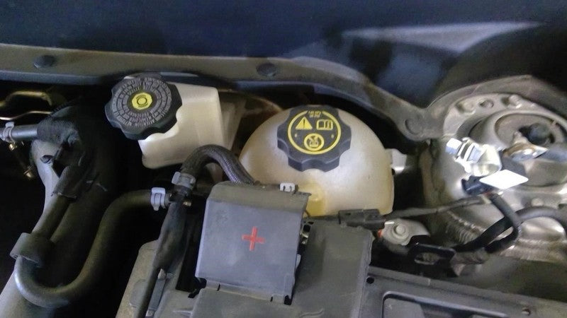 Coolant Reservoir Fits 16-25 MALIBU 2011293