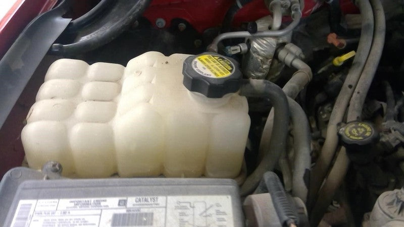 Coolant Reservoir Classic Style Fits 99-07 SIERRA 2500 PICKUP 2011933