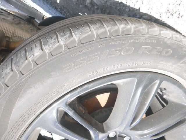 VELAR     2021 Seat Rear 1611995