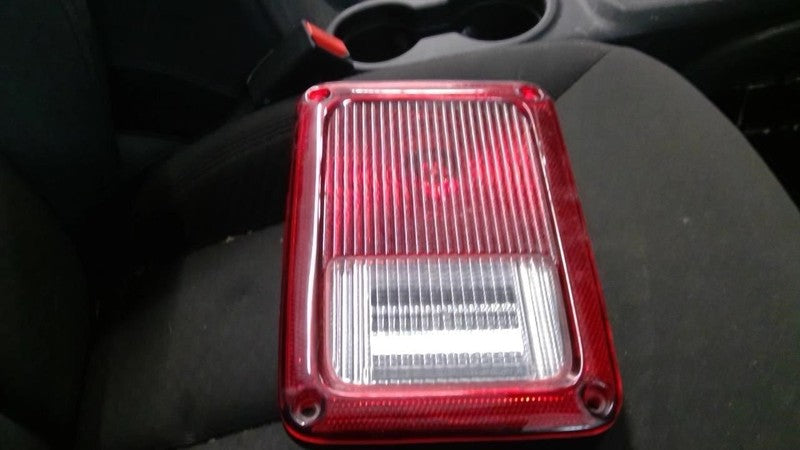 Passenger Tail Light VIN W 6th Digit Jk Body Fits 07-18 WRANGLER 19584