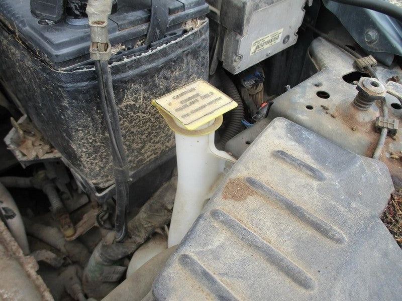 TOWN COUN 2005 Seat Belt Rear 1936131