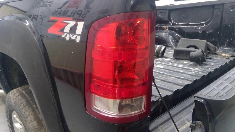 Driver Tail Light Pickup With Box Fits 07-14 SIERRA 2500 PICKUP 200202