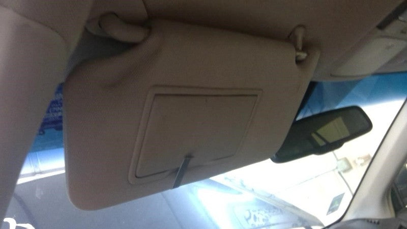 Driver Sun Visor Illuminated Dual Bulbs Fits 10-14 LEGACY 2018985