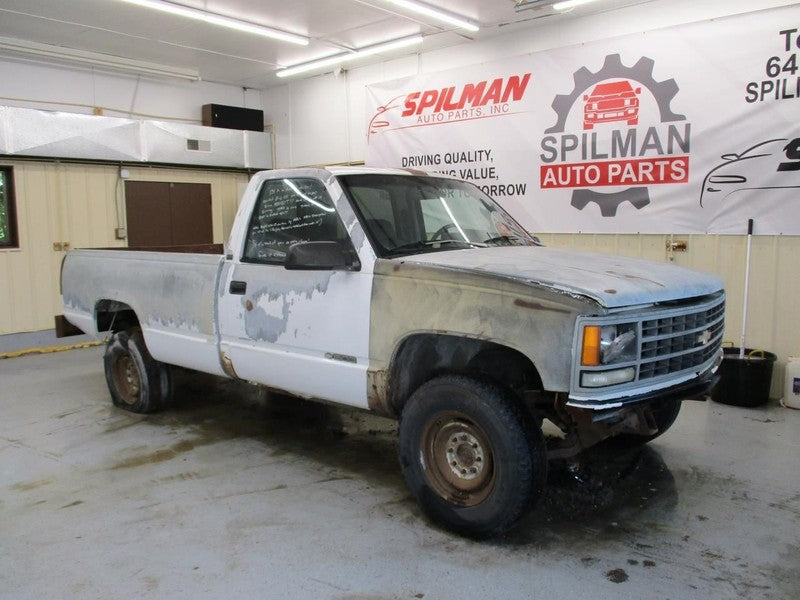 TCHEV2500 1993 Seat Belt Front 1687671