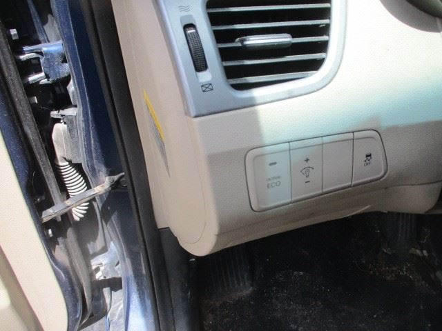 ELANTRA   2015 Fuse Box Cabin 1570385