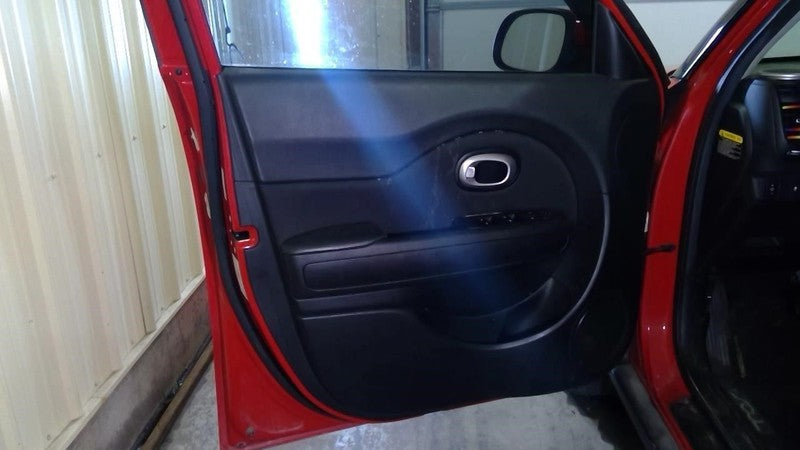 SOUL      2016 Front Door Trim Panel 2024059