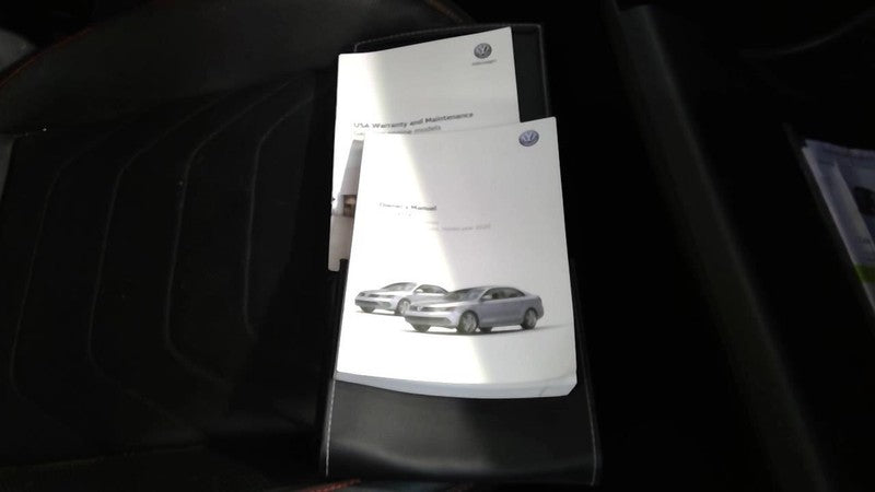JETTA GLI 2020 Owners Manual 1920297
