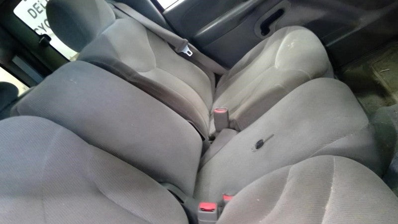 SIERRA150 2000 Front Seat 2022886