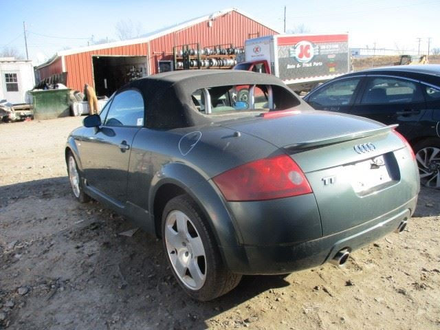 Driver Intercooler 1.8L Turbo 225HP VIN T 5th Digit Fits 01-06 AUDI TT