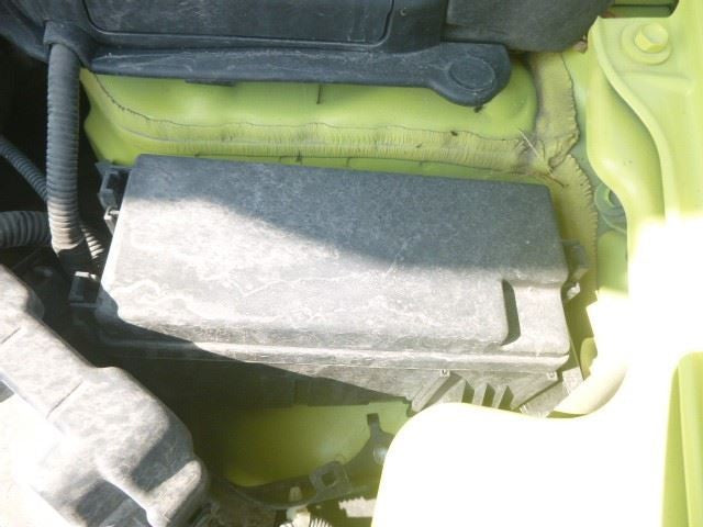 FIT       2016 Glove Box 1521122