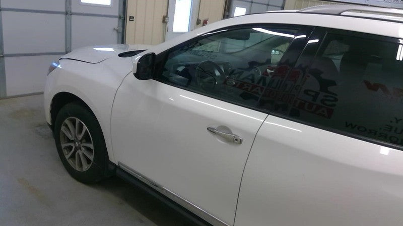 PATHFINDR 2014 Front Door Trim Panel 2029773