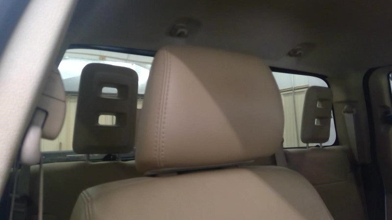 Ford F-250SD 2011 Headrest Used 7517