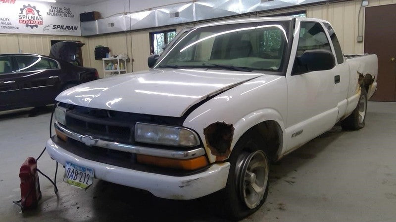 AC Condenser Fits 95-05 BLAZER S10/JIMMY S15 2035828