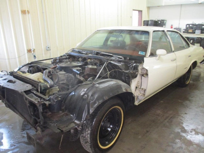 CENTURY   1976 Seat Belt Front 1907053