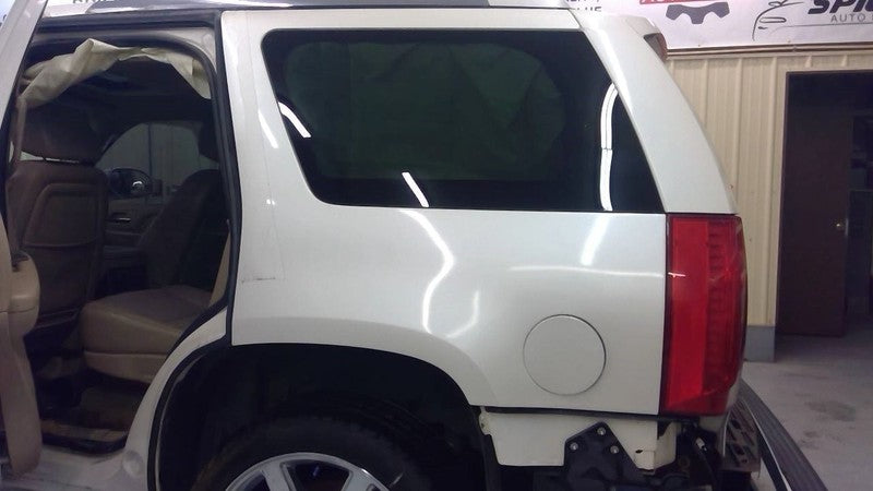 ESCALADE  2009 Third Seat Station Wagon  Van 1716200