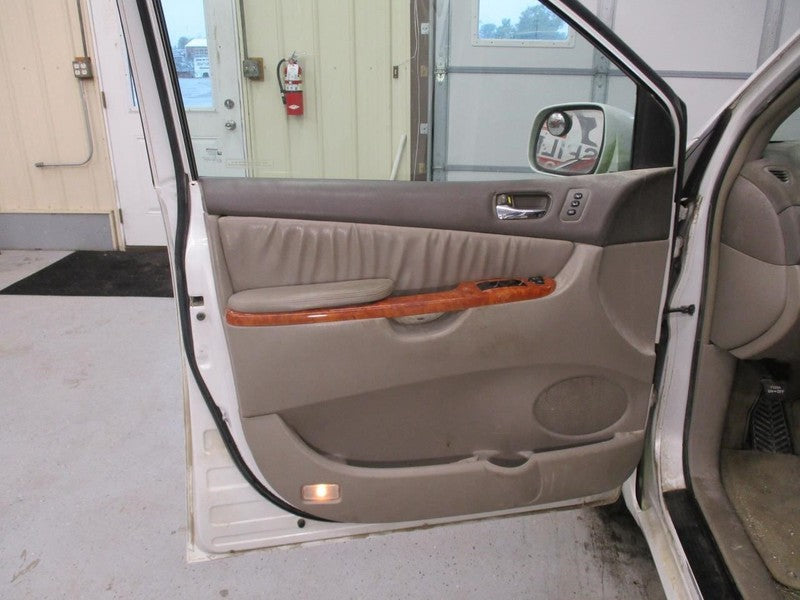 SIENNA    2006 Front Door Trim Panel 2047834