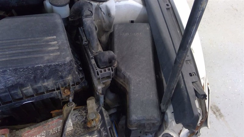 Fuse Box Engine VIN E 5th Digit 4 Cylinder Fits 07-09 CAMRY 1695696