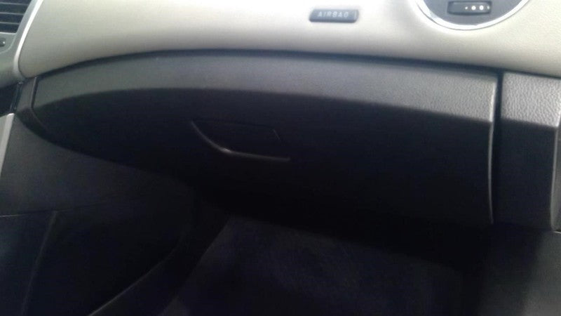 CRUZE     2013 Glove Box 2014174