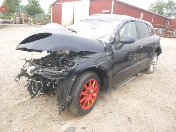 (LOCAL PICKUP ONLY) MACAN     2021 Rear Suspension 1537722