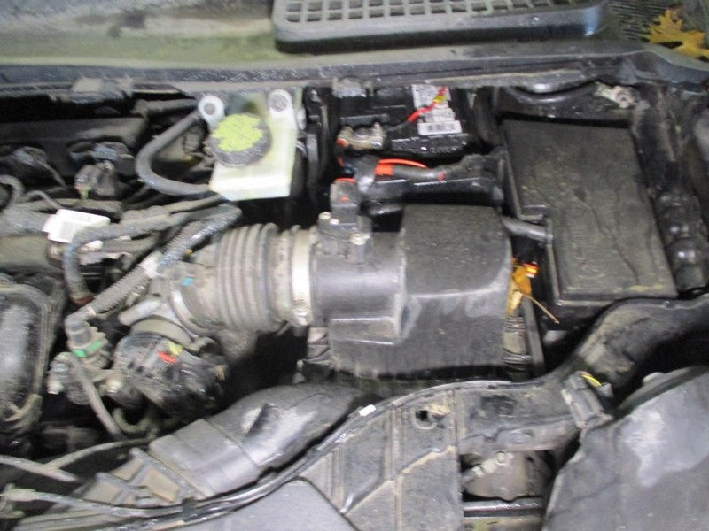 Audio Equipment Radio Receiver AM-FM-CD-MP3 Fits 15-16 ESCAPE 1850259