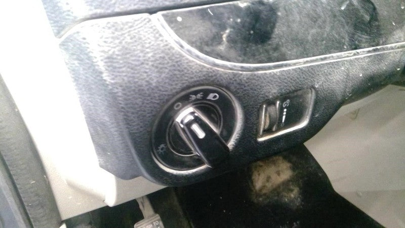 CARAVAN   2015 Dash/Interior/Seat Switch 2021187
