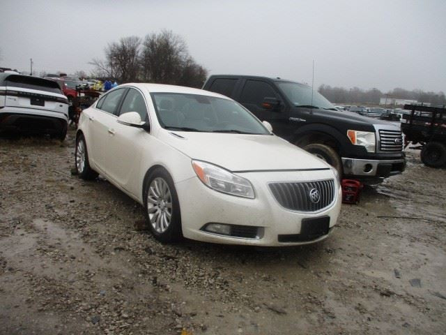 Driver Left Corner/Park Light Fog-driving Fits 11-13 REGAL 1619810