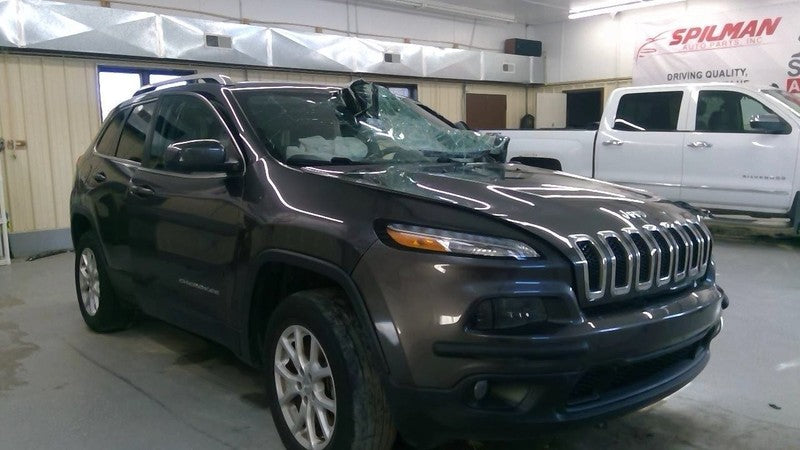 AC Compressor Fits 14-23 CHEROKEE 1720299